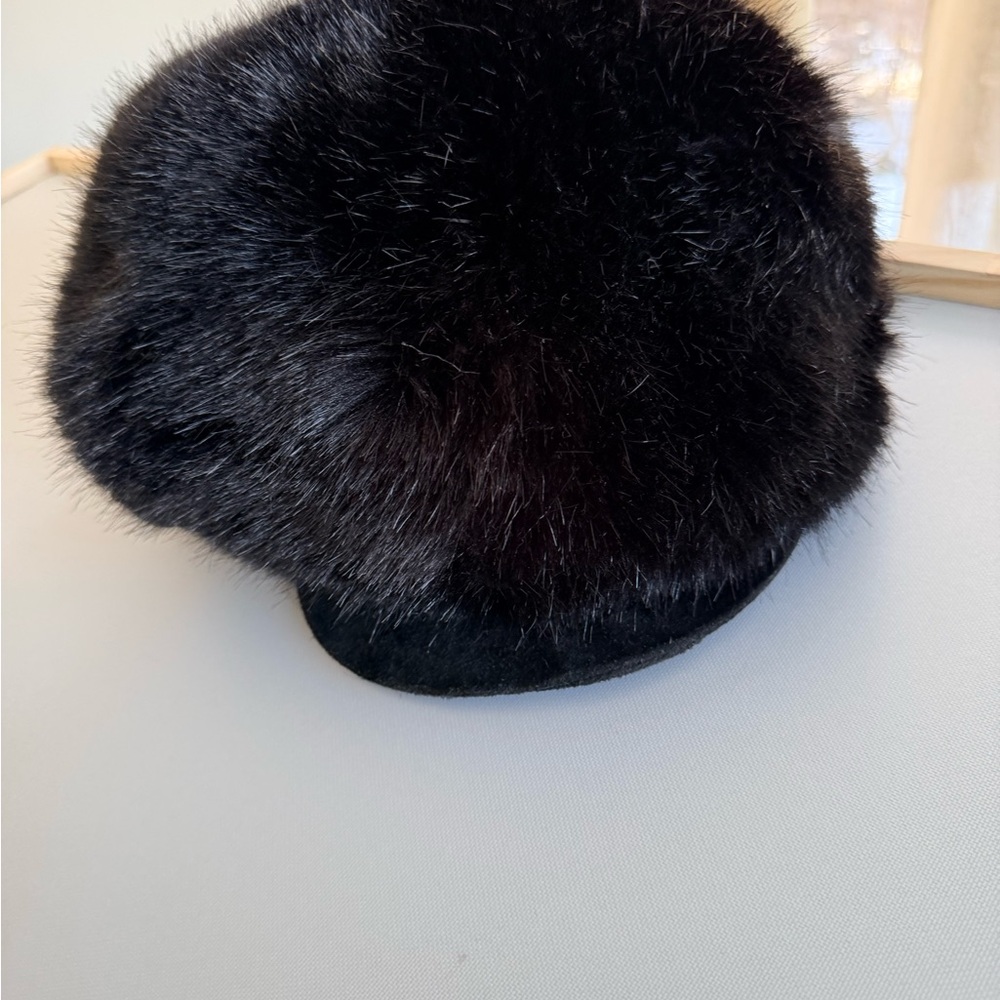 Emporio Armani Black Fur Newsboy Cap Hat Size 58 Designer Winter Luxury